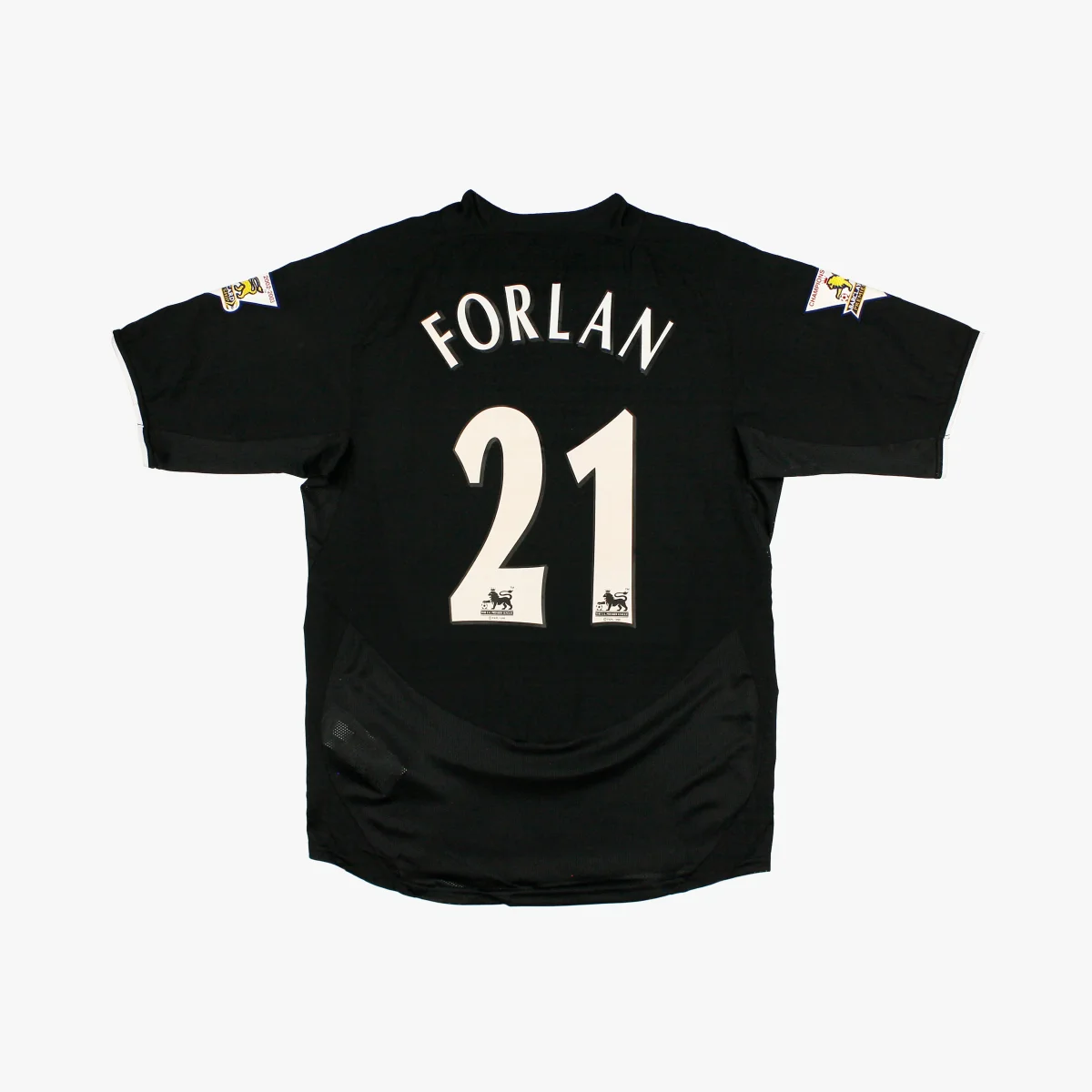 Manchester United 03/05 • Camiseta Visitante • S • Forlan #21