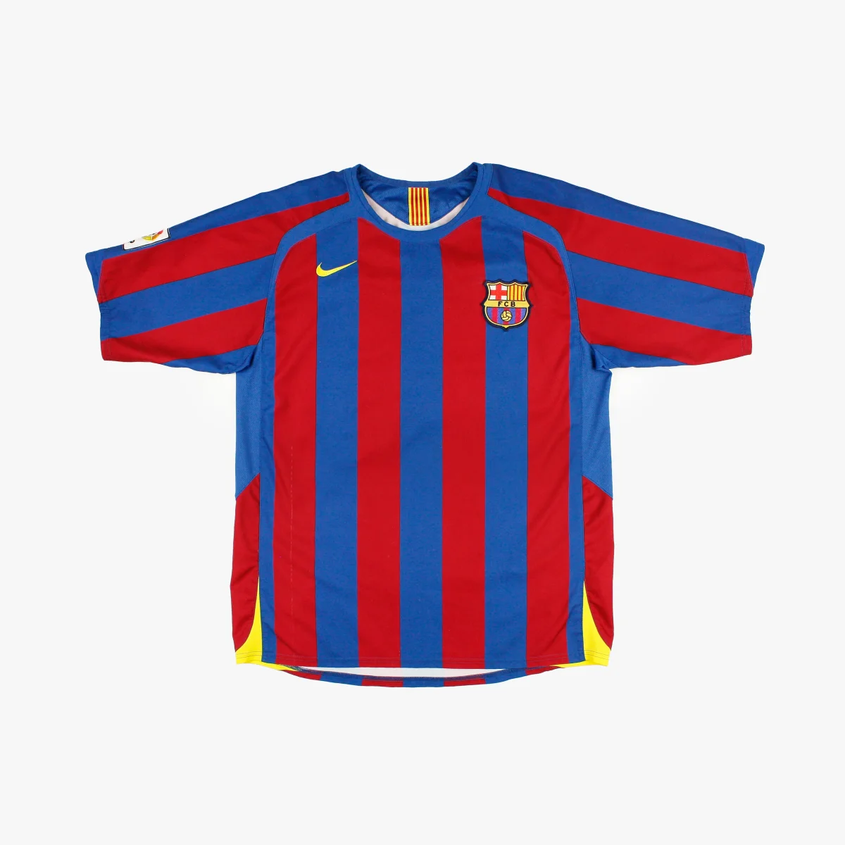 Barcelona 05/06 • Camiseta Local • M